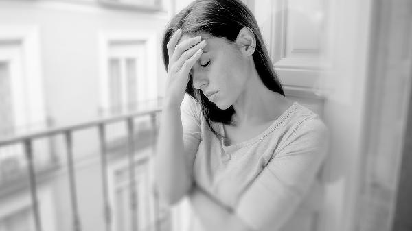女人莫名其妙的煩躁怎么回事