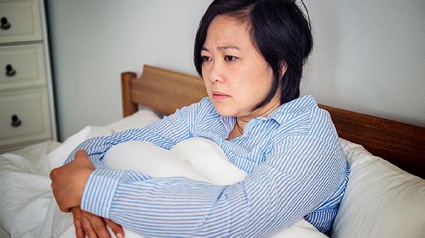 不来月经头疼头晕是怎么回事