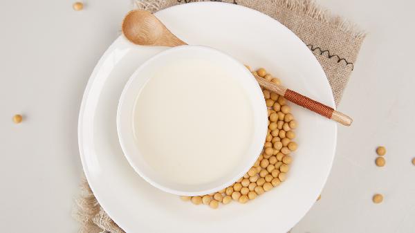 減肥可以喝豆奶粉嗎 多吃這些食物并不會(huì)引起體重增加