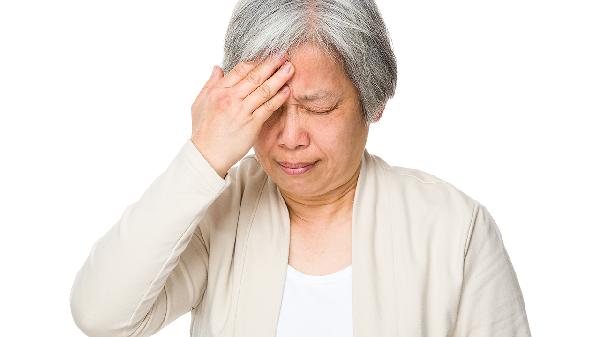 老人中風(fēng)后癡呆睡覺(jué)不會(huì)翻身怎么回事