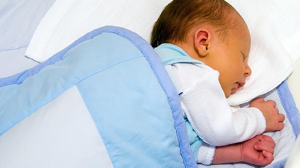 病理性黃疸要停母乳嗎 病理性黃疸是否停母乳看兩點
