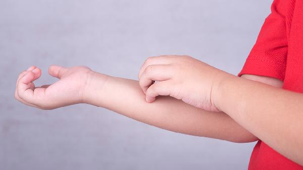 肚子上疱疹是什么原因引起的