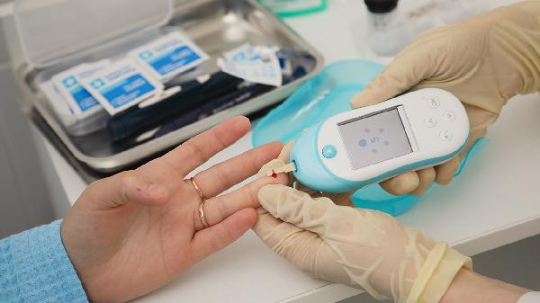 糖尿病病人能吃地瓜吗 糖尿病病人别放纵自己吃4类食物