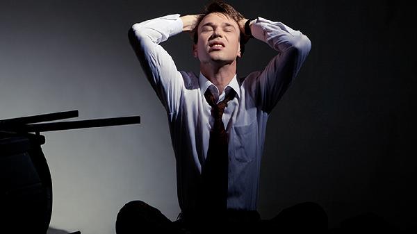 鼻梁碰肿了几天能消肿 鼻梁红肿的有效消肿方法介绍
