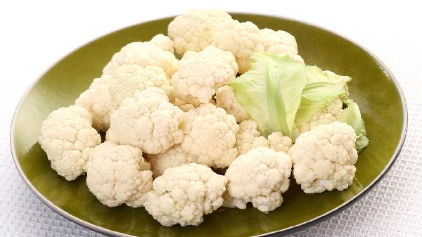 花菜用盐水泡了一夜还能不能吃