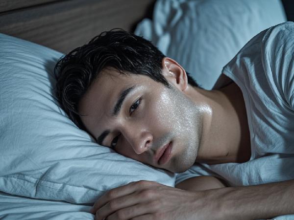 男性半夜出汗多是什么原因  男性半夜出汗多与这些原因有关