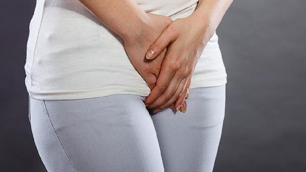 女性外阴痒用什么清洗 外阴痒用洗液需慎重