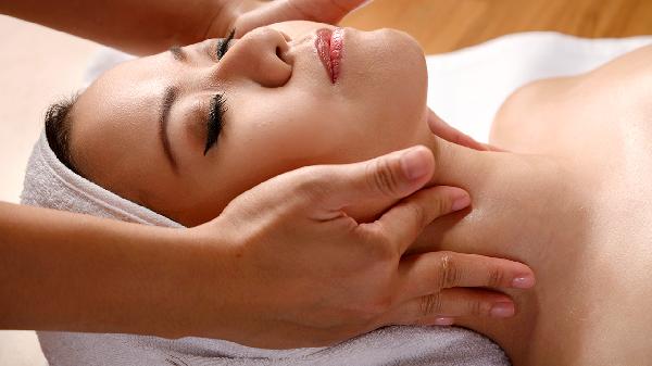 近期全身上下皮膚癢怎么回事