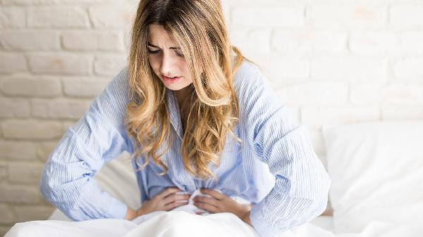 女性脸上若有3种“变化”，或是子宫出问题了，赶快自查一下