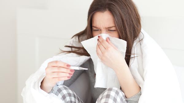 水银体温计打碎了怎么处理？水银为什么不能碰水？