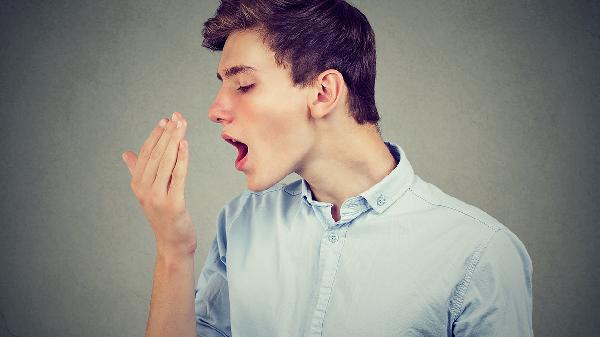 男人口臭怎么引起的