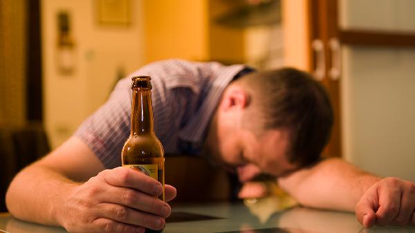 自行戒酒的注意事项