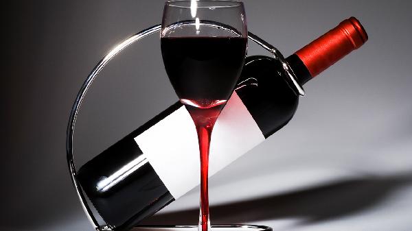 睡前喝红酒是减肥还是增肥?