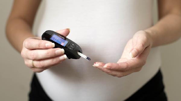 医学研究：每天多吃一个鸡蛋，糖尿病和类风湿或会增加？可信吗
