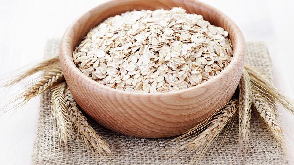 70歲后經(jīng)常喝燕麥粥，高齡老人脂肪肝患病率減少40%不止？