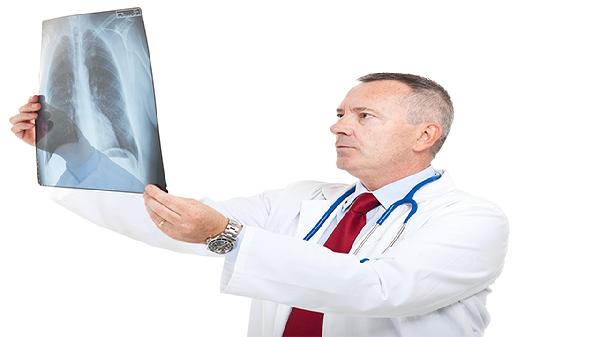 病理顯示浸潤性腺癌