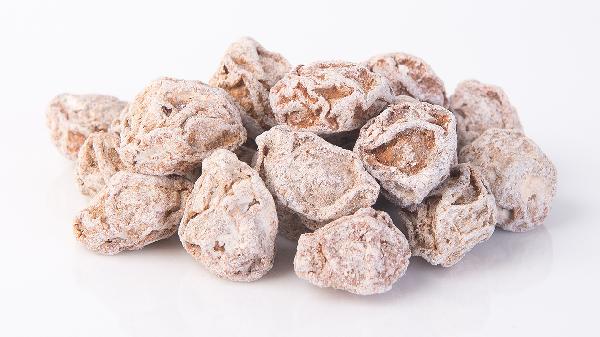 吃了話梅等酸性食物要立刻刷牙嗎