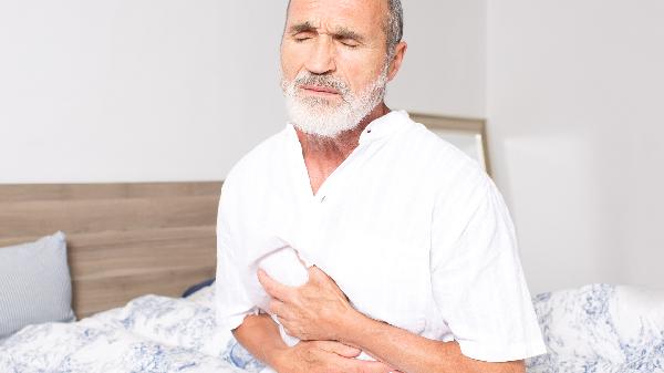 醫生調查發(fā)現：男性若突然戒煙，用不了多久，肝臟或出現5種變化