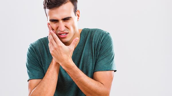 牙齦腫痛怎么快速消腫、止痛