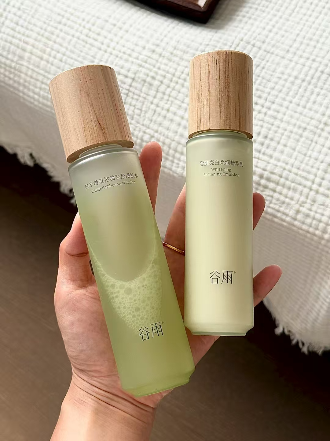 開學(xué)煥膚攻略！油痘肌控油祛痘水乳榜單推薦