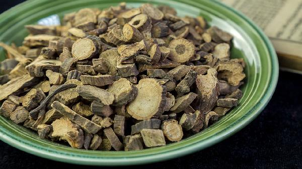 半枝莲和白花蛇舌草的功效与作用