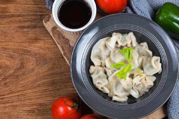 煎饺子怎样不粘锅窍门