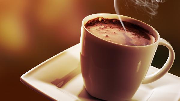 多喝咖啡能够降低痛风风险？一旦尿酸增高，建议日常做好这些事