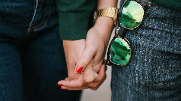 為什么小學(xué)生不能談戀愛(ài)