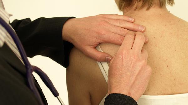 按摩地筋的排病反應