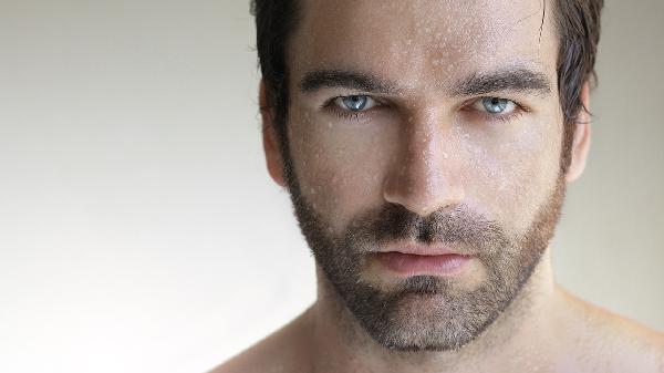 胡子白是腎陰虛還是腎陽(yáng)虛