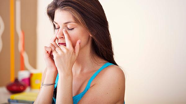 自體脂肪填充臉頰疼嗎