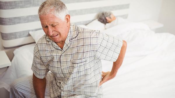 蹬橢圓機為什么會(huì )腰疼