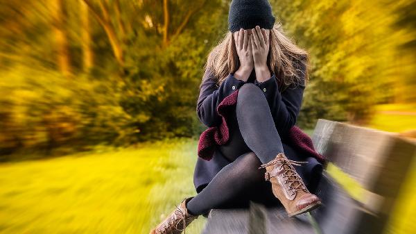 怎樣開(kāi)導一個(gè)失戀的人