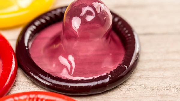 避孕套不是百分百避孕的原因嗎