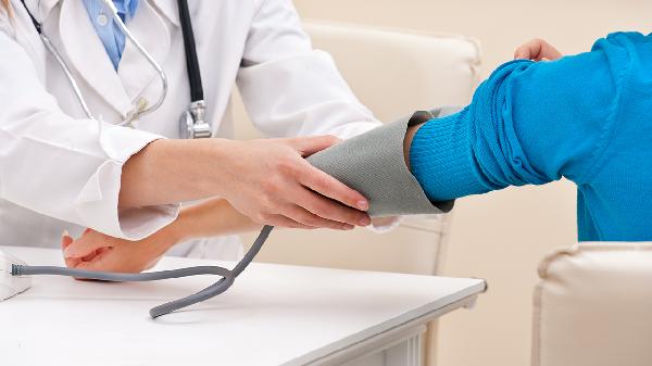 血糖低血压低怎么回事