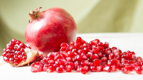 石榴顏色變褐還能吃嗎