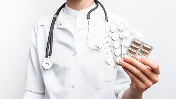 中醫(yī)認(rèn)為白色糠疹的病因是什么