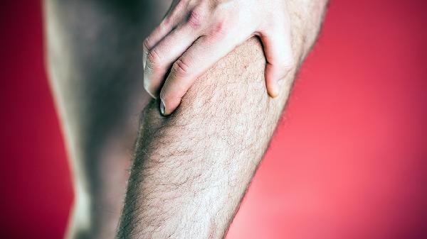 左腿膝盖疼痛挂什么科