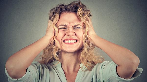 聽到家長說話就煩躁怎么辦啊