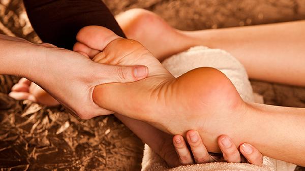 按摩哪里對(duì)便秘有好的效果 按摩哪里管便秘