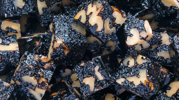 14歲女孩適合吃阿膠嗎