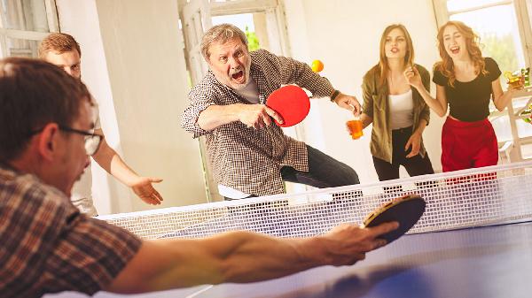 乒乓球拍聲音悶好還是清脆好