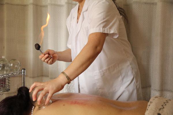 拔罐位置有什么講究