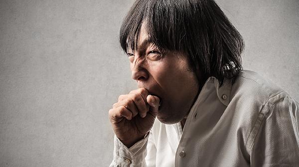 咳嗽到胸痛是怎么回事