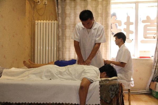 按摩主要幾個(gè)部位