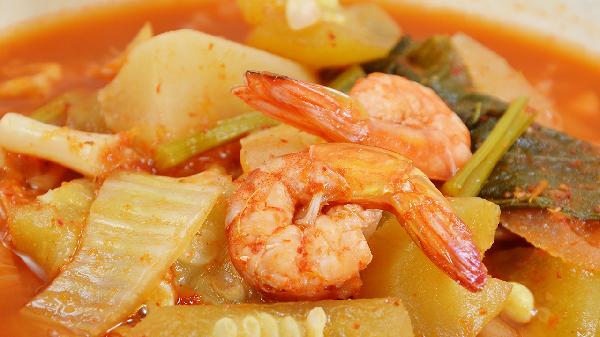 女孩子濕氣重怎么調(diào)理