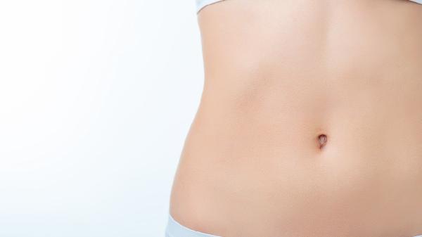 肚臍眼上三指地方老是隱隱作痛要掛什么科