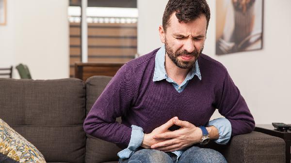 小腹疼痛男性怎么辦