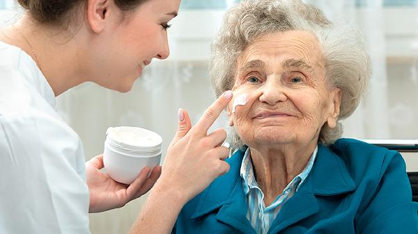 70歲老人尿頻是怎么回事