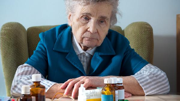 老人腹泻大便不成形